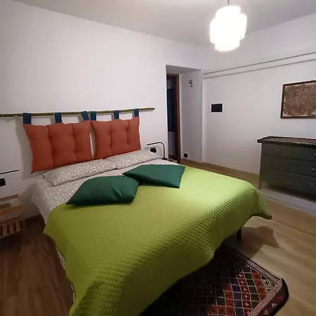 Prázdninový dům Casa Virginia Nel Borgo Lierna