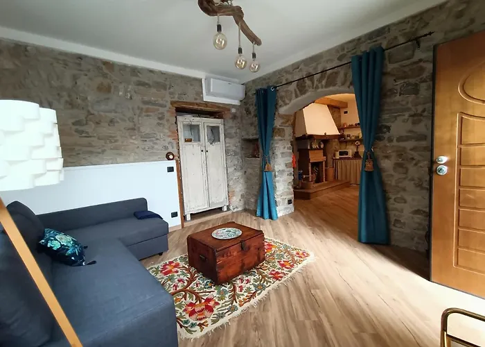 別荘 Casa Virginia Nel Borgo リエルナ
